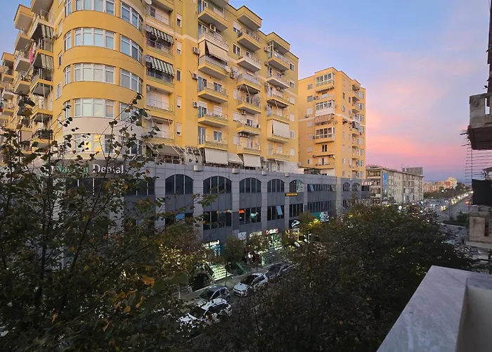 Center And Appartamento